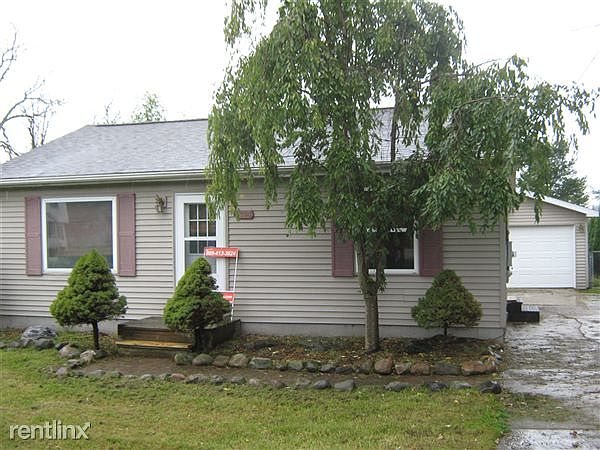 5389 Spicer Heights