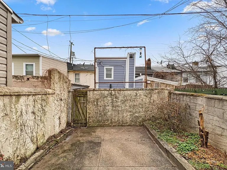 110 S Wolfe St — Photo 35