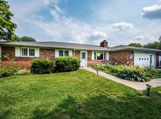 2262 N Sunset Dr, Warsaw, IN 46580