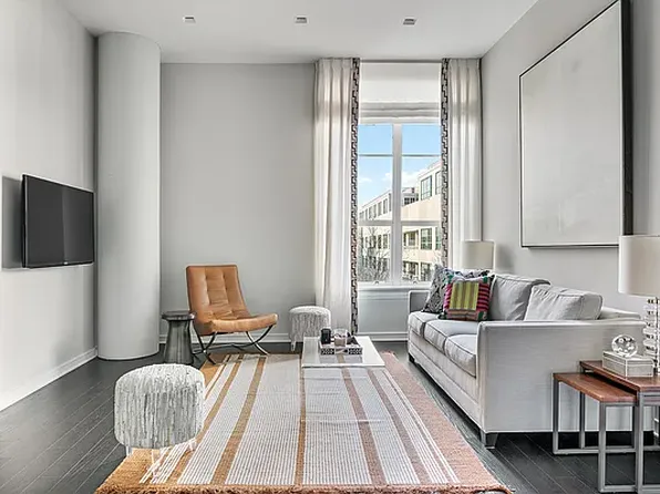 184 Kent Avenue image 2 of 7