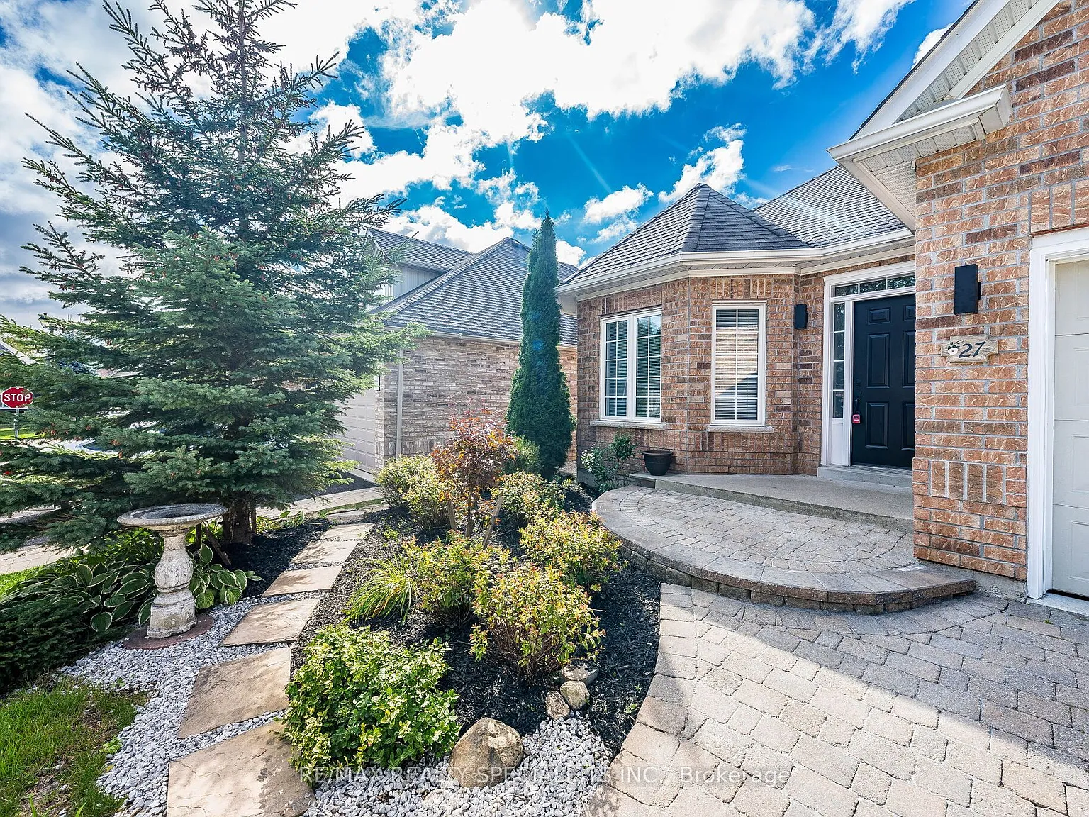 2 bed, $3,100 — Photo 3