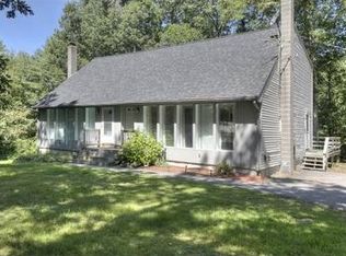 13 Sheldon Rd, Derry, NH 03038