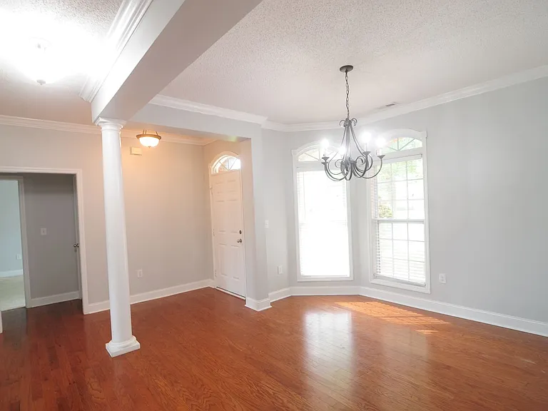 5016 Liberty Park Cir SE — Photo 7