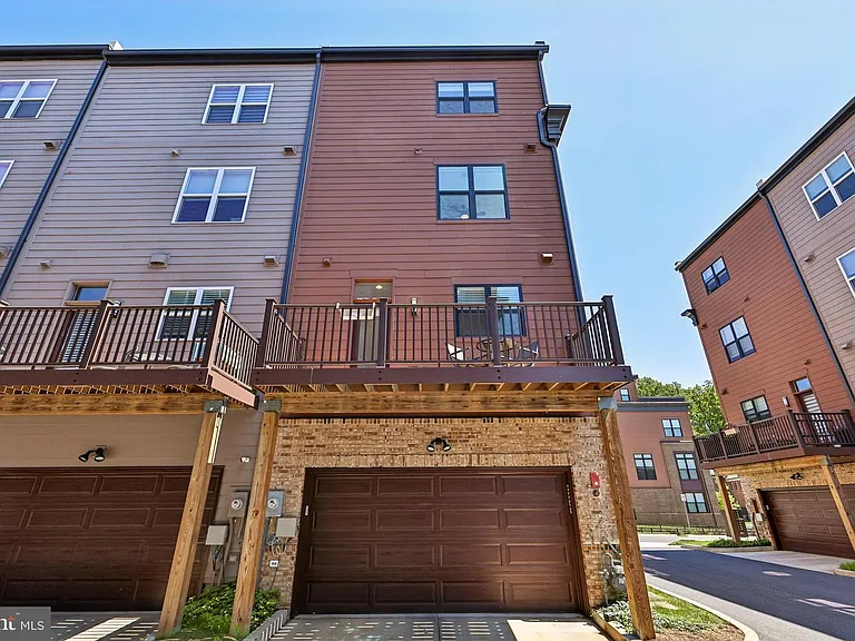 3328 Woodland Phlox St — Photo 43