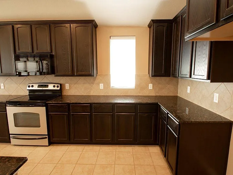 417 Hackberry Dr — Photo 22