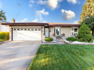 13787 Brougham Dr, Sterling Heights, MI 48312