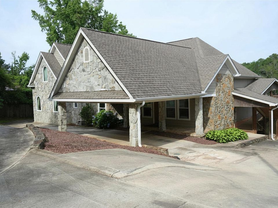 1st image of 10 Scout Rd