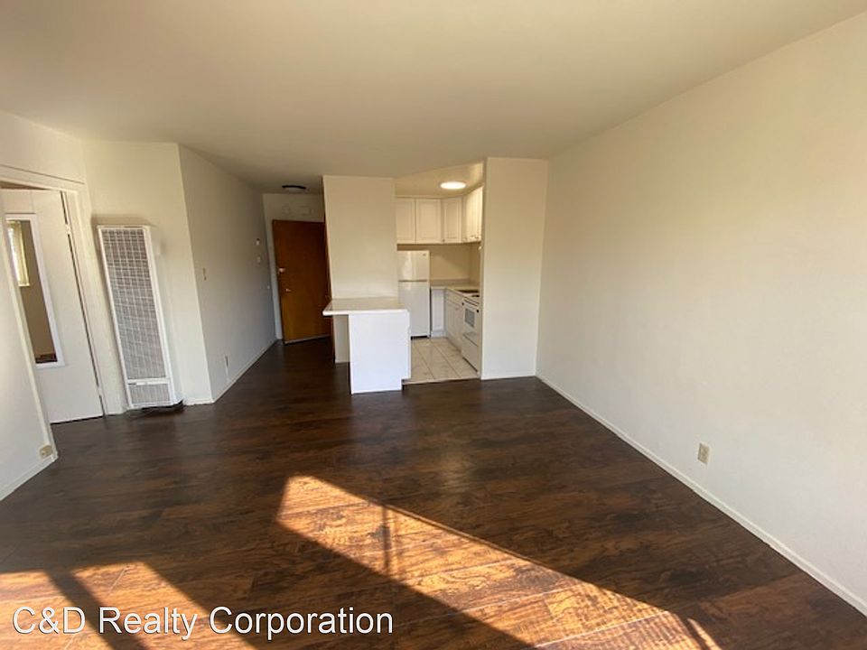 1st image of 290 Miramar Ave APT 3
