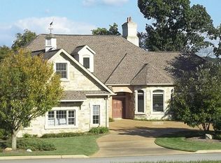 245 Rock Point Dr, Vonore, TN 37885