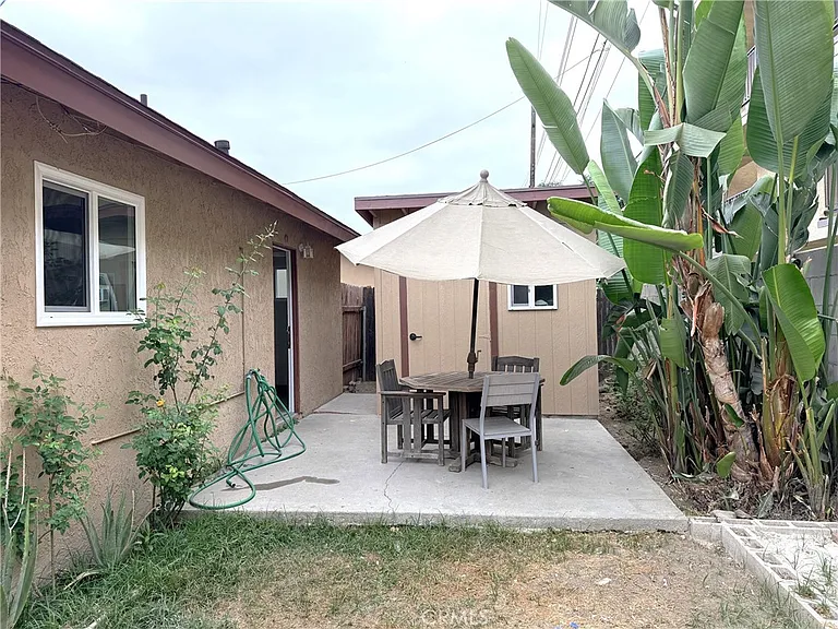 4224 1/2 La Rica Ave — Photo 11