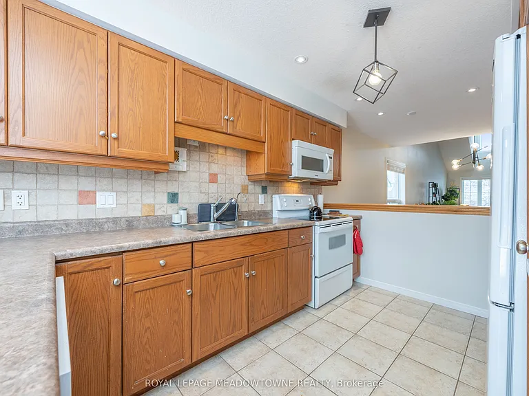 14 Costigan Ct — Photo 19