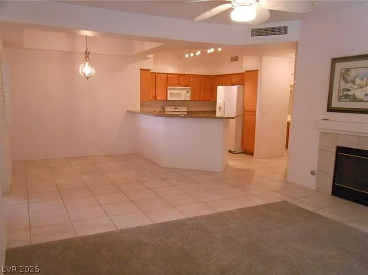 103 Topsail Dr — Photo 6