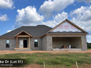 35 Drake Dr, Wetumpka, AL 36092