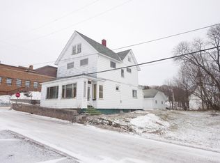 417 Mine St, Hancock, MI 49930