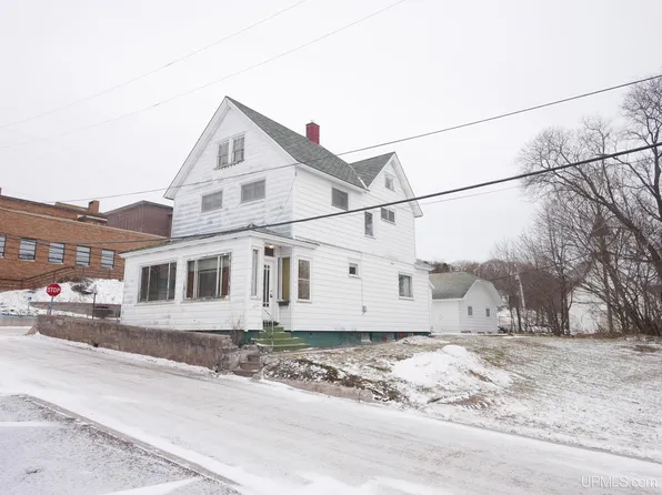 417 Mine St, Hancock, MI 49930