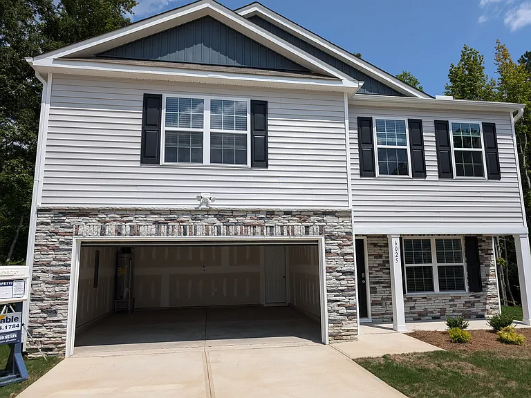 6025 Howth Way — Photo 3