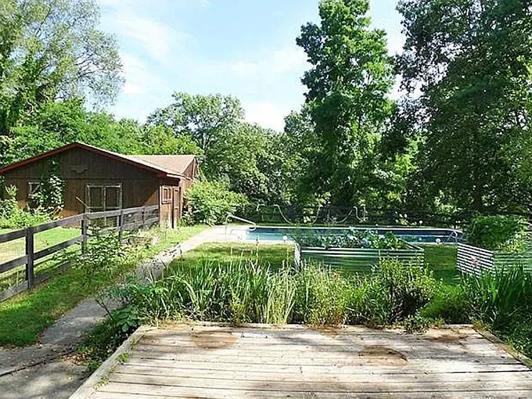 183 Barrytown Rd — Photo 15