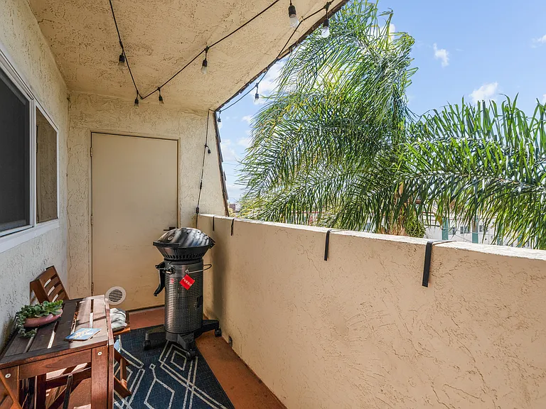2913 A St #10 — Photo 20