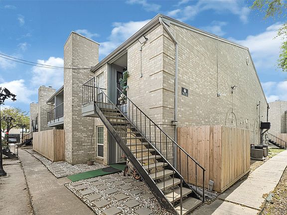 3rd image of 6500 Sands Point Dr APT 708