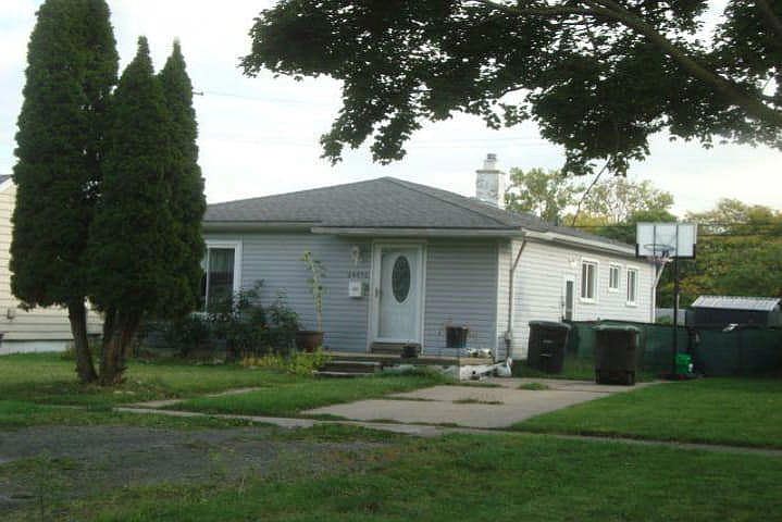 2nd image of 24435 Ames St