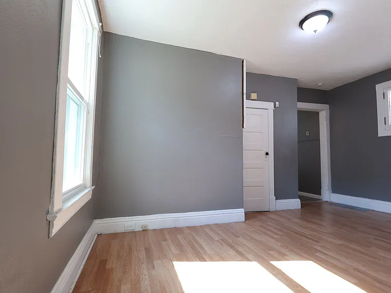 3 Pohlman Ln — Photo 4