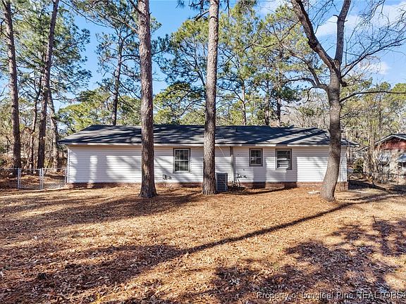 4th image of 2243 Delta Dr