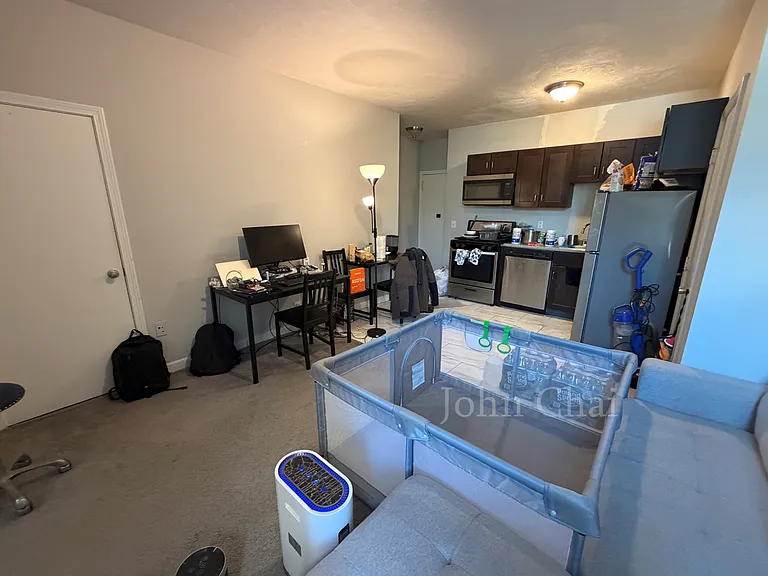 1118 Commonwealth Ave #4A — Photo 3