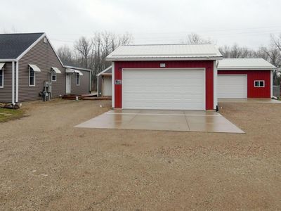 8674 Round Lake Rd, Laingsburg, MI, 48848