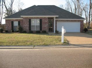 655 Post Oak Pl, Pearl, MS 39208