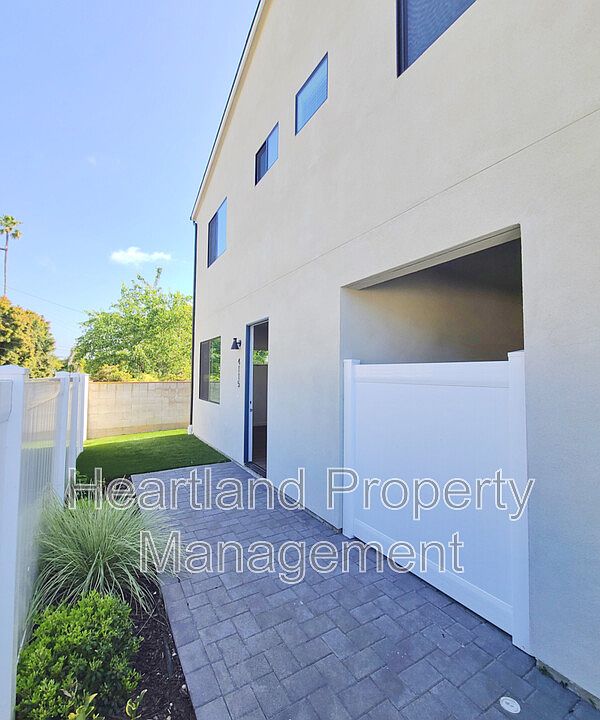 1st image of 4115 Clairemont Mesa Blvd