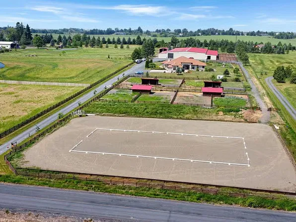 2301 N Mountain View Rd, Moscow, ID 83843