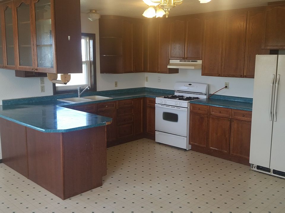 2nd image of 25 Luedtke Rd