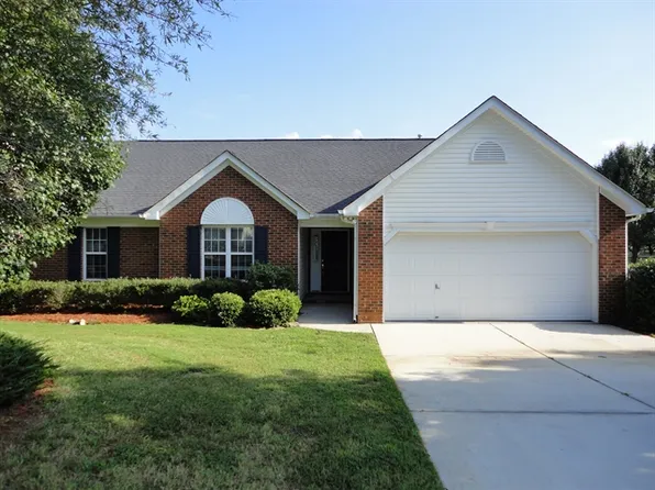 1010 Bikar Ct, Indian Trail, NC 28079