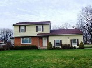 4580 Sheffield Dr, Youngstown, OH