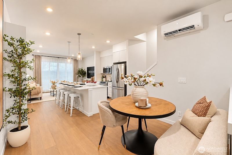 3rd image of 341 NE 155th St (Homesite #30)