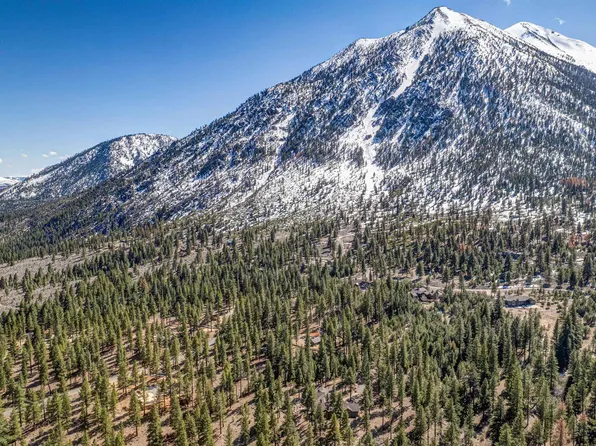 101 5th Green Ct, Gardnerville, NV 89460