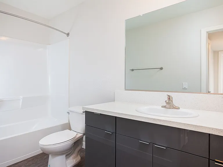 West Fifth Apartments — Photo 7