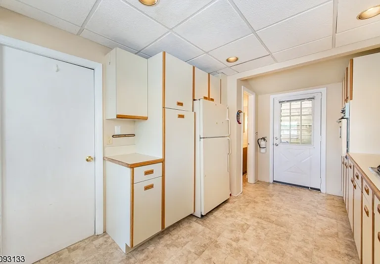21 E Shore Rd — Photo 7