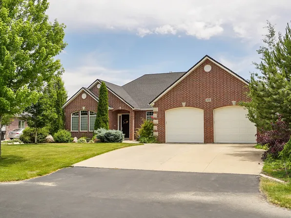 1669 W Angels Way S, Kaysville, UT 84037