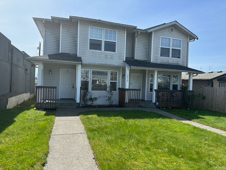 1st image of 2318 Everett Ave #A