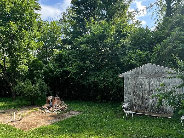 216 Catherman Dr — Photo 3