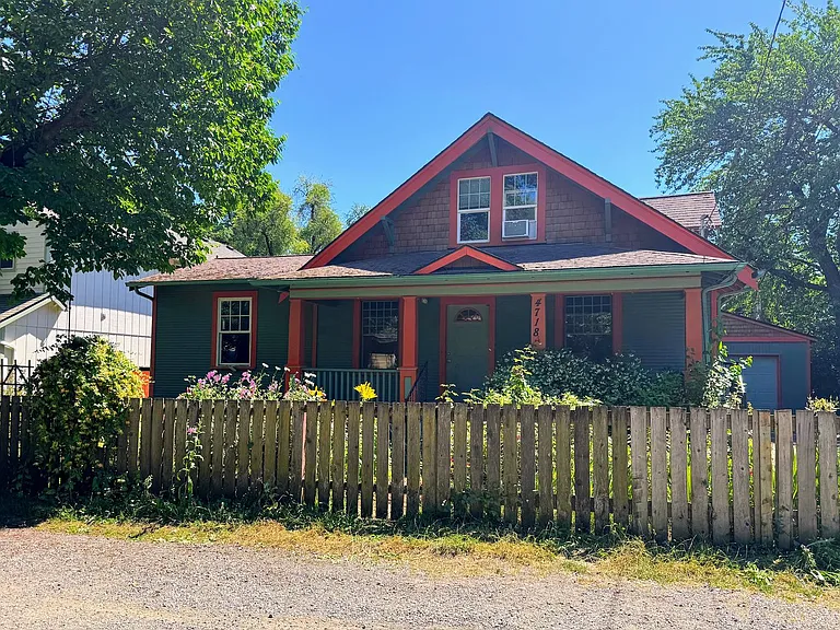 4718 N Oberlin St — Photo 1