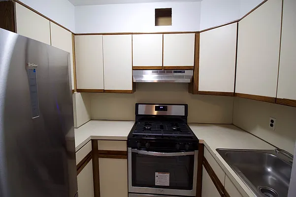 Rented by Compass | media 6