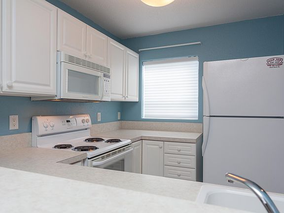 4th image of 662 Seaport Blvd