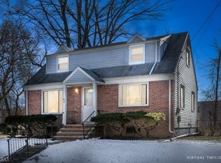 28 Morgan St, Bergenfield, NJ 07621
