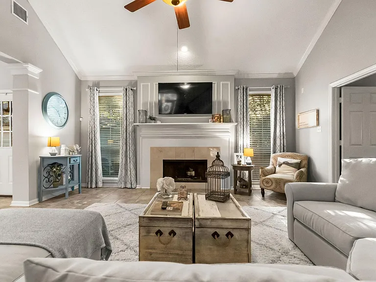 186 W Amberglow Cir — Photo 16