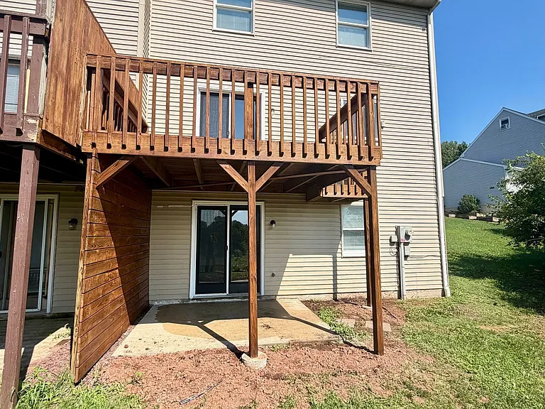 33 Park View Dr — Photo 28