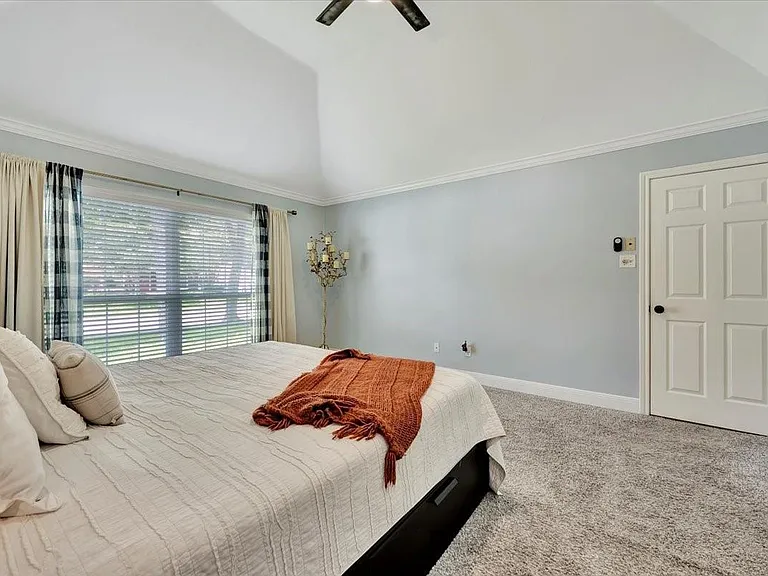 15402 Willow Shores Dr — Photo 20