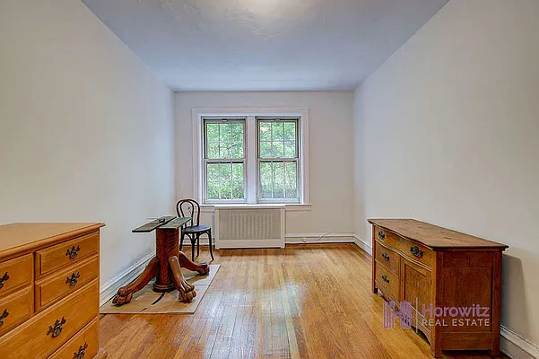 Sold by Horowitz Real Estate | media 14