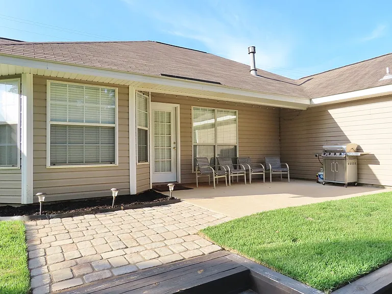 9471 Homestead Dr S — Photo 23